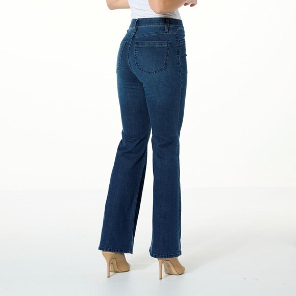 NWT- WynneDenim Performance Stretch Seamed Soft Flare Leg Jean, Indigo - 18 Tall - Picture 11 of 11